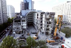 Wyburzyli biurowiec z lat 90. Na jego miejscu powstanie130-metrowy wieżowiec