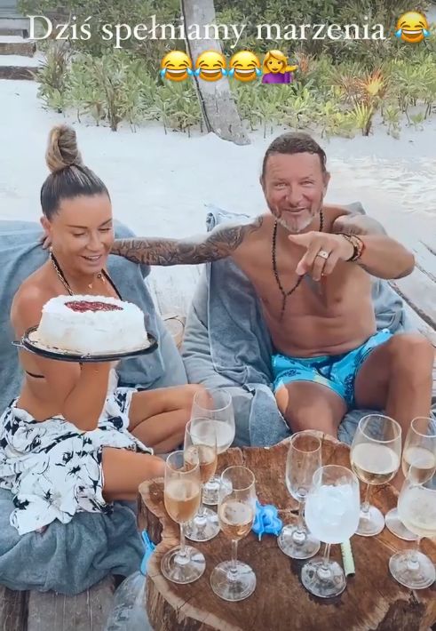 Małgorzata Rozenek i Radosław Majdan obsmarowują się tortem