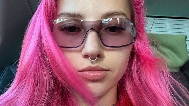 Young Leosia informuje o sytuacji w Izraelu