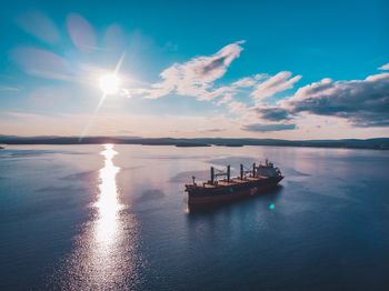 Dziwne ruchy rosyjskiego statku. Włoskie media donoszą