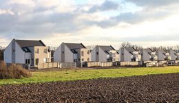 Polacy znów chętniej szukają domów. Jak odmrożenie popytu wpłynie na ceny?