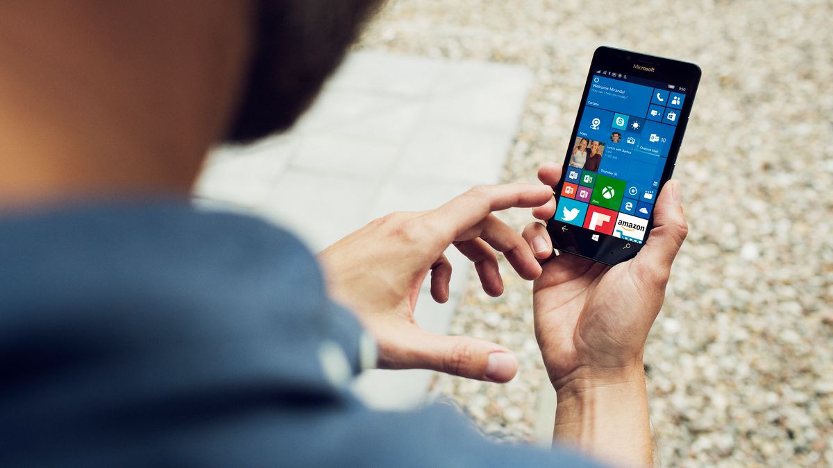 Windows 10 Mobile to porażka Microsoftu. Liczby mówią same za siebie 1