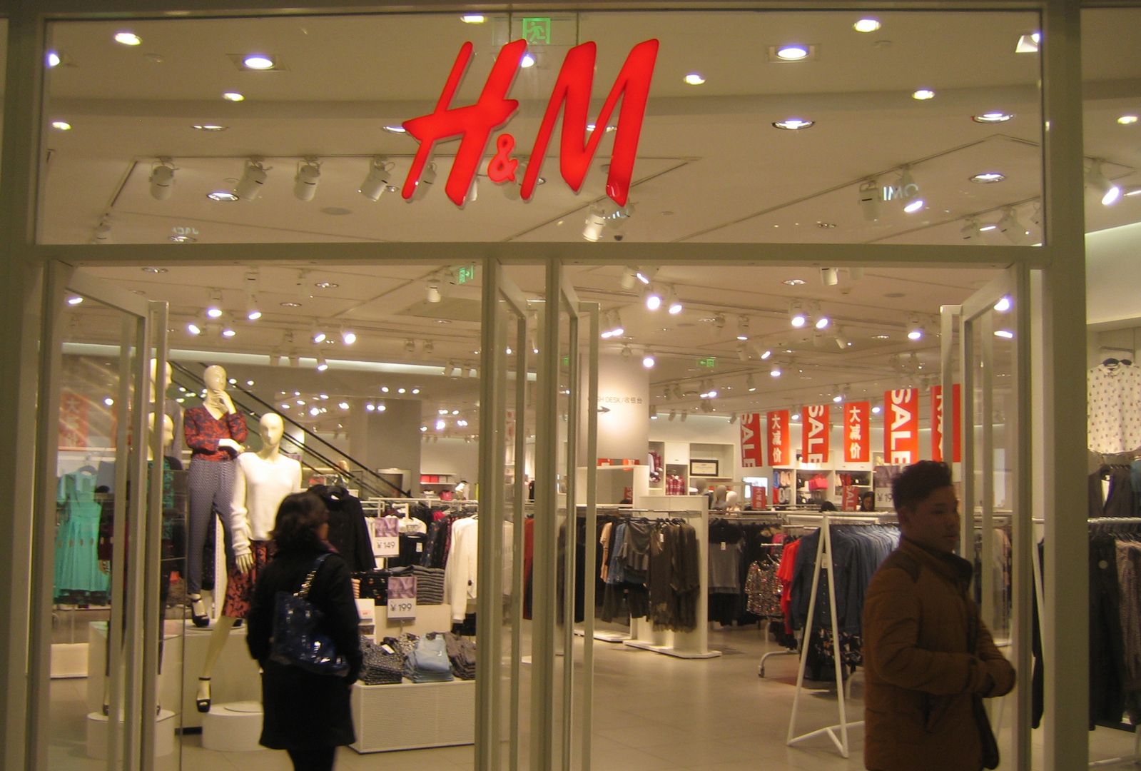 H&M ma poważne problemy. Od marki odwrócić się mogą ważni klienci