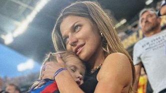 Anna Lewandowska publikuje zdjęcie ze śpiącą Laurą z meczu FC Barcelona: "Tak ŻEGNAMY Camp Nou" (FOTO)