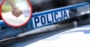 Przykra scena w Działdowie. Policja przyjechała do matki 7-latki