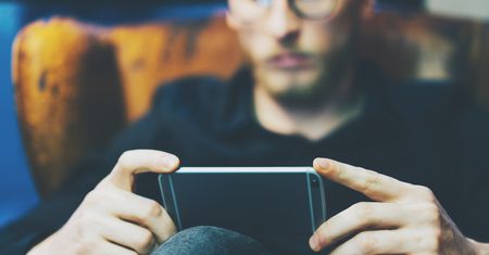 YouTube doradza jak oglądać filmy. Oto 19 smartfonów, które nadają się do tego najlepiej