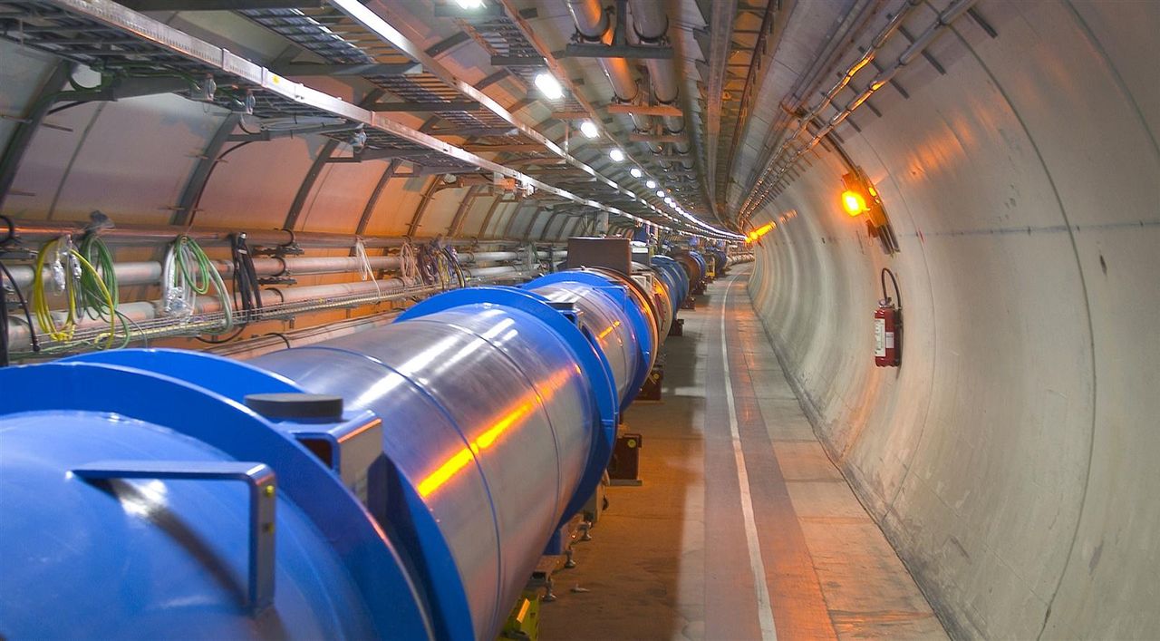 CERN planuje budowę nowego zderzacza cząstek. Ma mieć 100 kilometrów długości