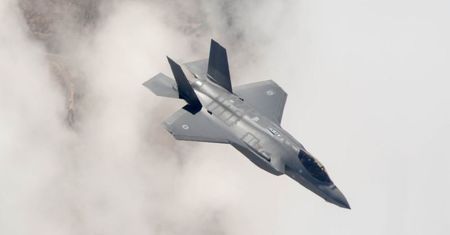 F-35 kontra system przeciwlotniczy S-300. Rosyjska broń była bezradna