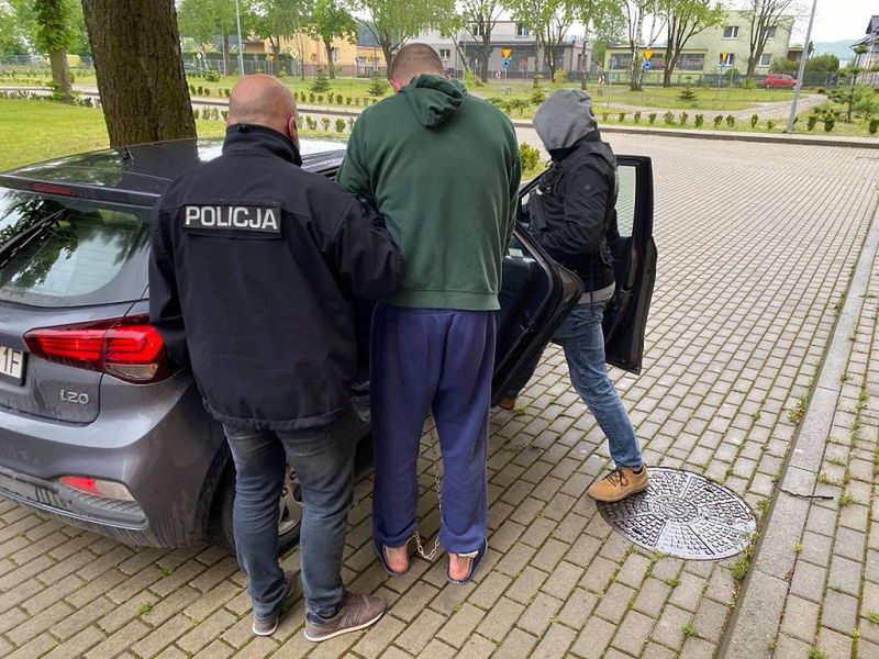 Policjant "BOA" zatrzymany. Kariera skończona za 5 zł?