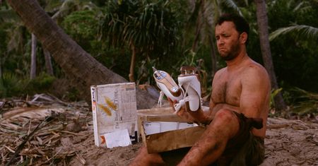 Piłka z filmu z Tomem Hanksem "Cast Away" sprzedana. Zawrotna cena