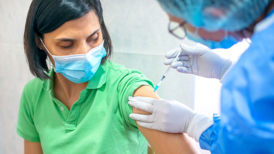 szczepienie maseczka szczepionka koronawirus covid