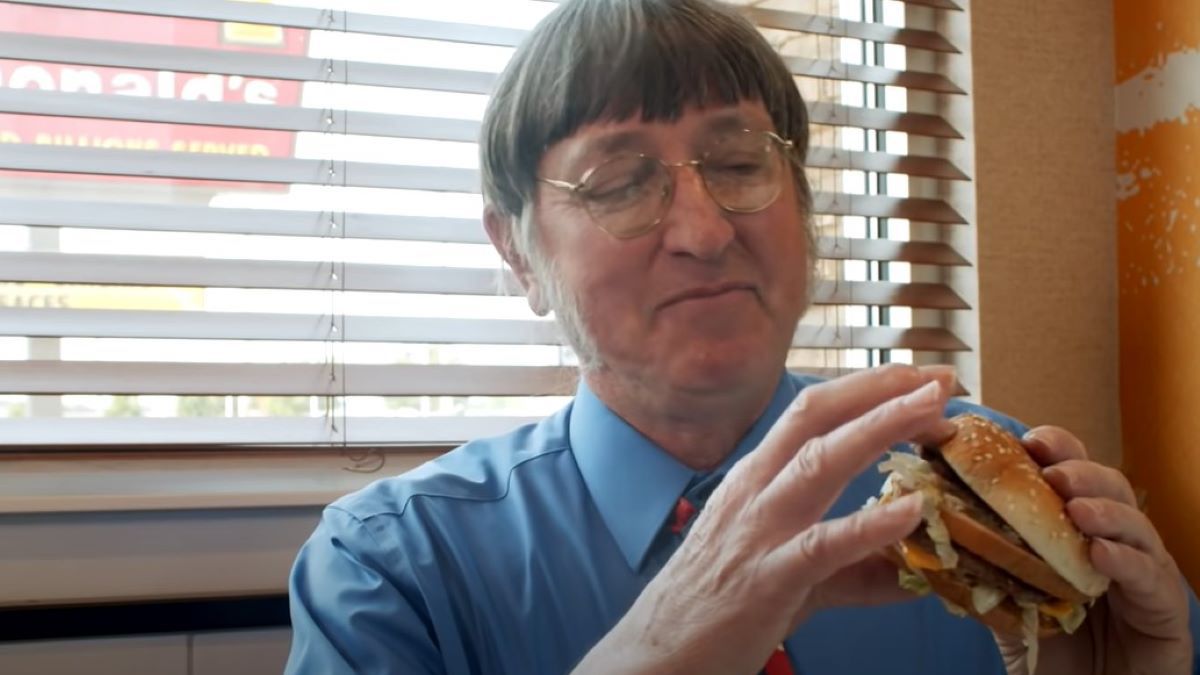 Mężczyzna jest rekordzistą w jedzeniu burgerów z McDonalds 