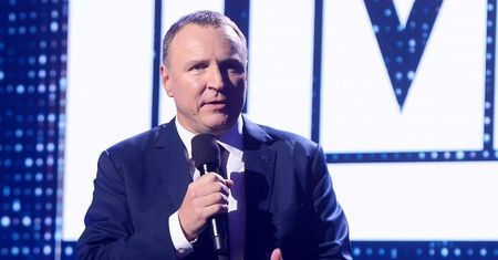 TVP wydała 200 MILIONÓW z rządowej pożyczki, a i tak ma 29 milionów (!) straty...