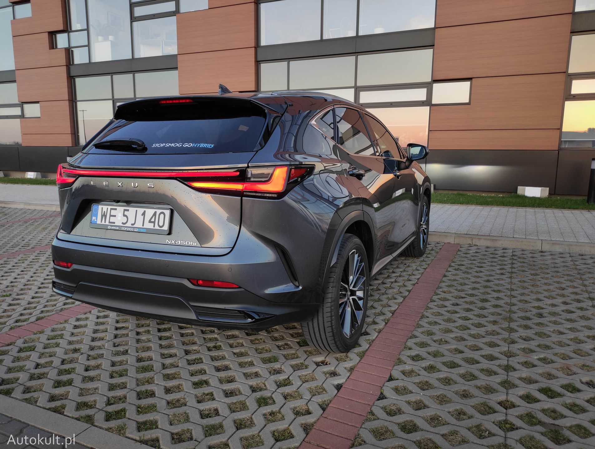 Lexus NX450h+