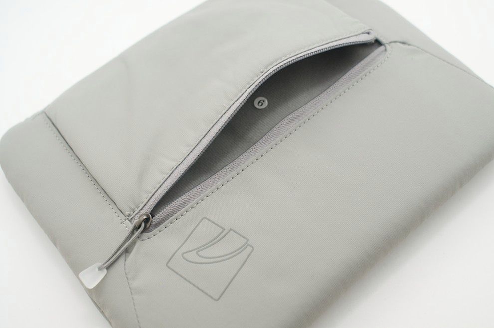 SOFTSKIN SLEEVE for iPad, fot. Krzysztof Basel