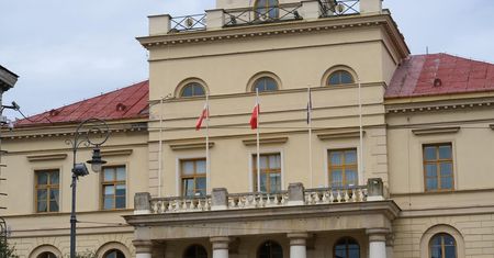 Od windy po nowe okna i gruntowny remont balkonu. Ratusz w Lublinie czeka remont