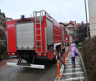 500 uczniów ewakuowanych. Służby w akcji