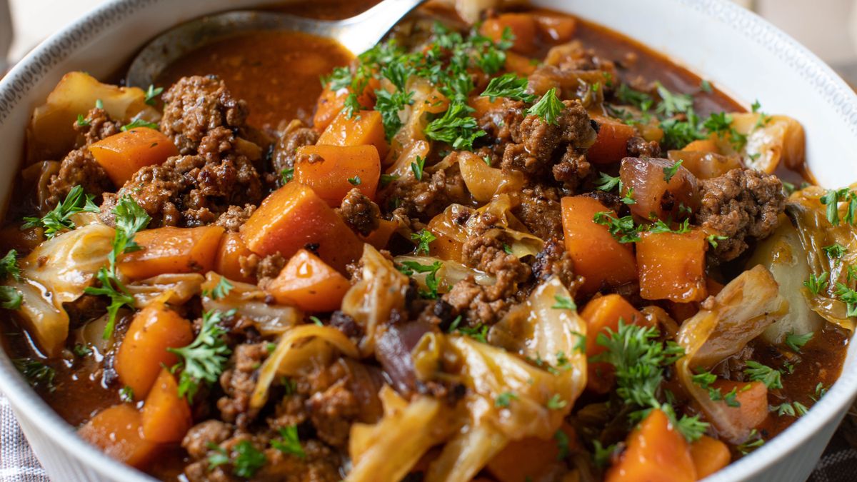 Chłopski garnek z mięsem mielonym