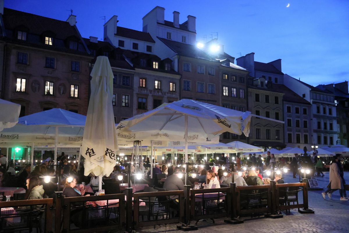 Warszawa. Restauratorzy złożyli prawie 400 wniosków o ogródki gastronomiczne