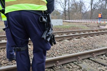Wjechał pod pociąg. Kierowca miał zakaz prowadzenia pojazdów
