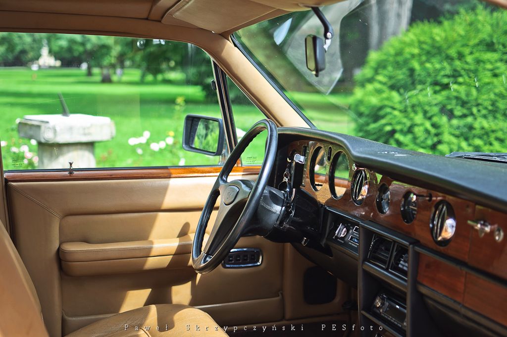 Bentley Eight '86 5