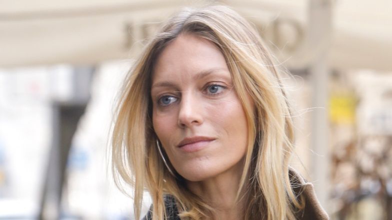 Anja Rubik znów pozuje topless
