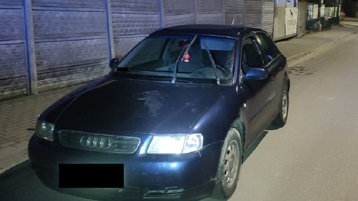 Kierowca Audi wpadł za światła