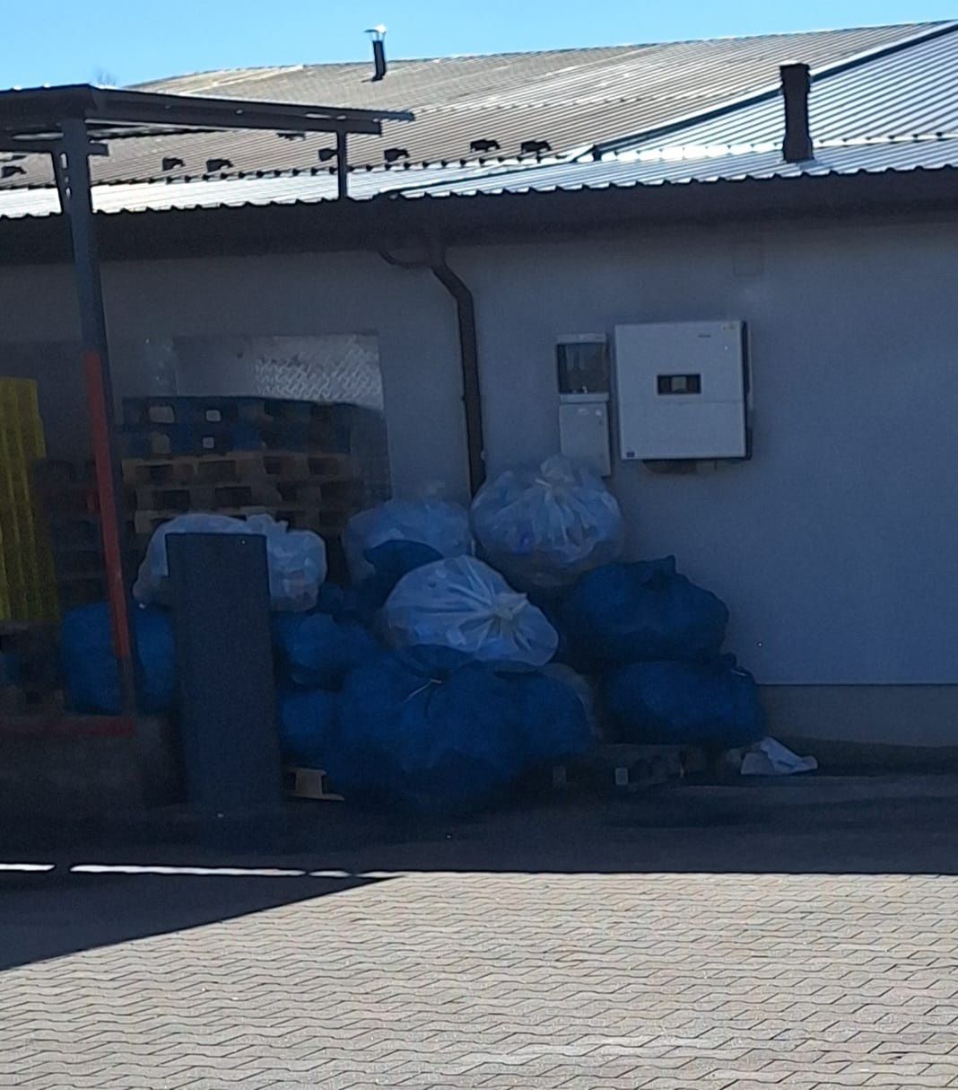 System kaucyjny w Biedronce