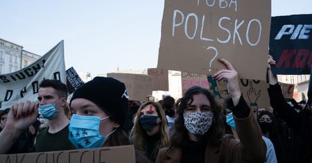 Aborcja w Polsce. Ginekolodzy krytykują wyrok TK. Ale nie wszyscy