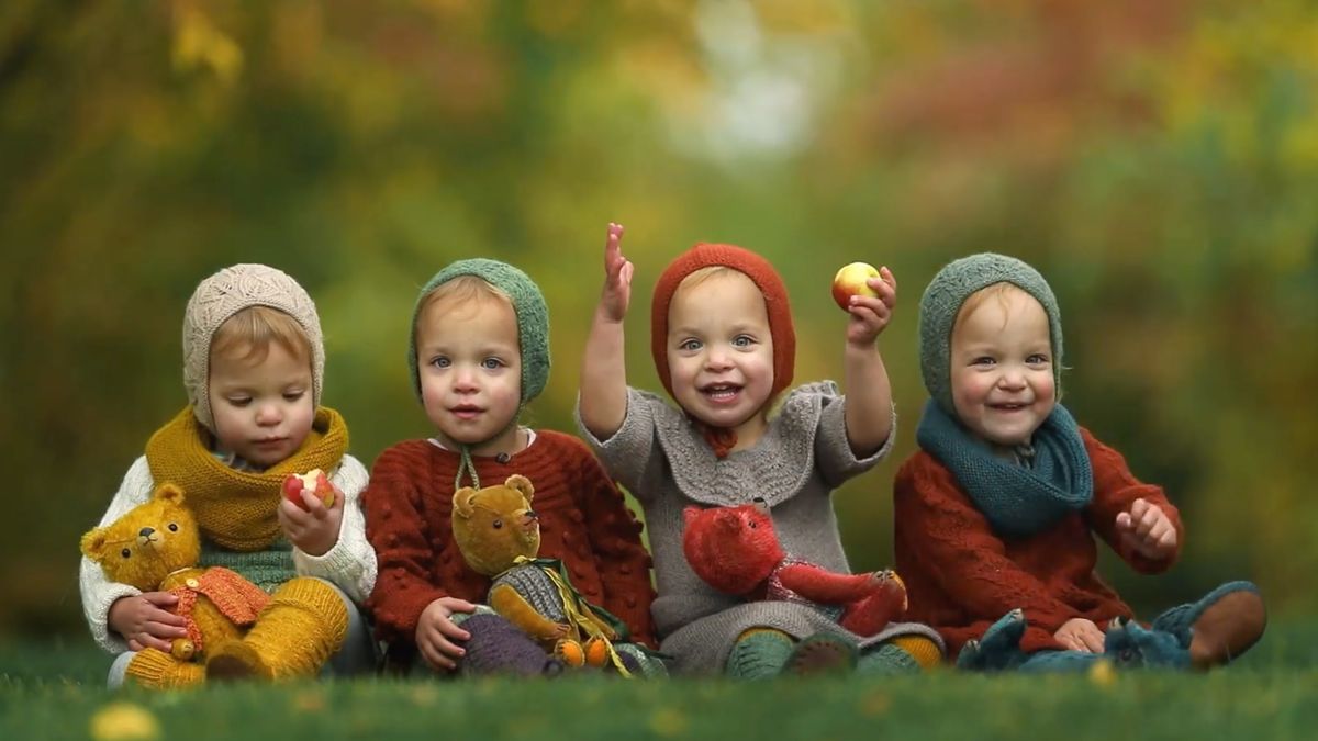 Są cztery i są identyczne. Piękna zdjęcia czworaczek z Kanady 1