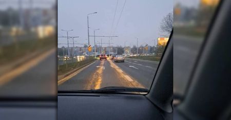 Rozsypane zboże na ulicach Lublina. Kierowcy powinni zachować szczególną ostrożność! [ZDJĘCIA]