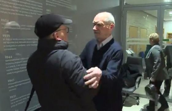 Macierewicz przepychał się z pracownikiem PAP. Zawiadomiono policję