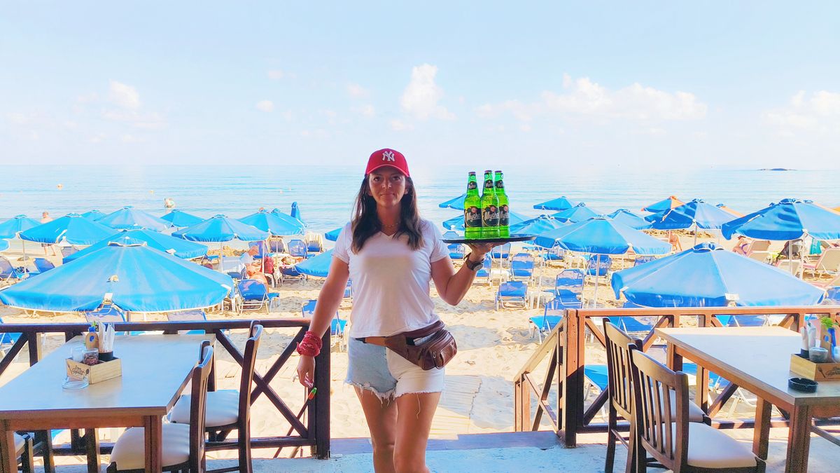 Karolina Krajnik lato spędza prowadząc restaurację