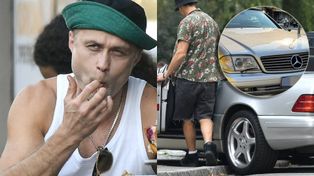 Maciej Zakościelny odsłonił mięśnie i pałaszował wegańskie frykasy. Potem wsiadł do KULTOWEGO cabrio [ZDJĘCIA]