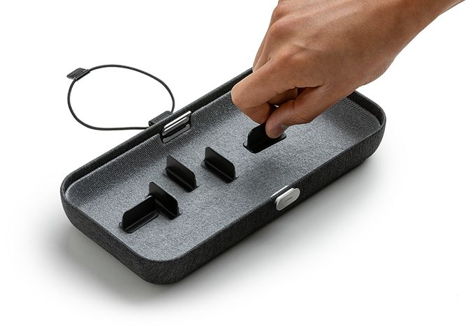 Organizer na miarę 2020 roku. Orbitkey Nest to etui na gadżety z ładowaniem indukcyjnym 5
