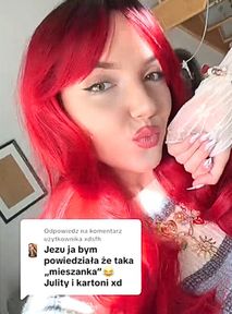 Kartonii doczekała się sobowtóra. Internauci są w szoku