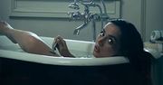 Został wycofany z kin. Erotyczny thriller bije rekordy gdzie indziej