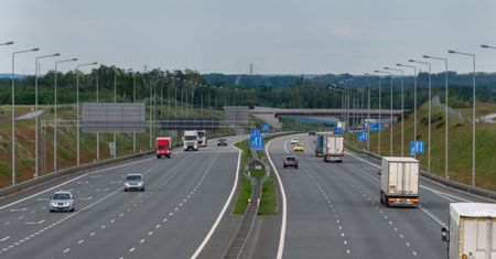 Wielkie zmiany na polskich drogach. E-TOLL stał się faktem. Do końca roku bez kar