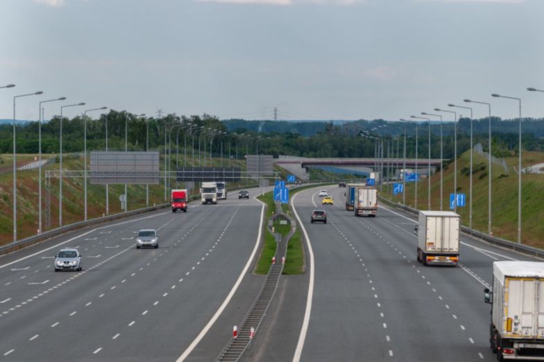 Wielkie zmiany na polskich drogach. E-TOLL stał się faktem. Do końca roku bez kar