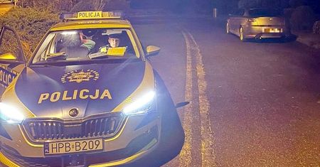 Policja zatrzymała go do kontroli. Zrobił najgłupszą rzecz, jaką mógł