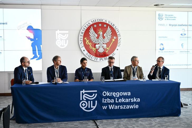 "Nie powinniśmy się na pacjentów obrażać". Potrzebny jest system szybkiego reagowania