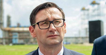Problemy rządu z dwutlenkiem węgla. "Kompletni dyletanci"