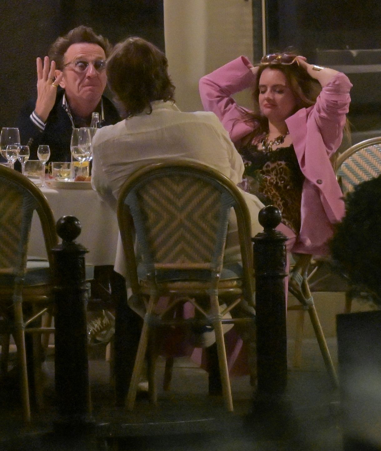 Paweł Wilczak i Maria Niklińska bawią się razem w restauracji