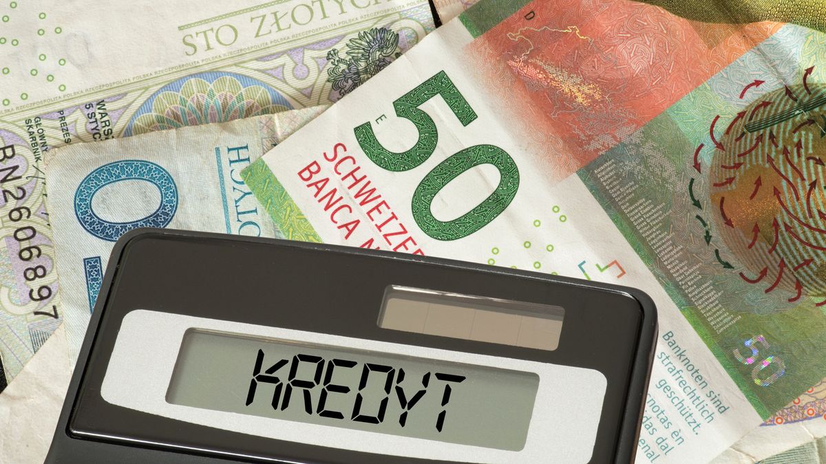 Frankowicze idą ze swoimi sprawami do sądów. Te coraz częściej stają po ich stronie. 