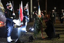 Gdynia. Obchody 50. rocznicy Grudnia'70. Andrzej Duda oddał hołd poległym