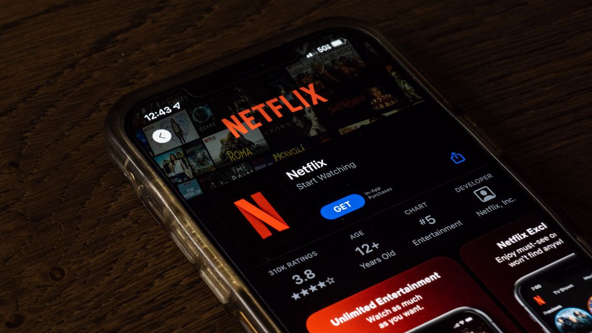 HOUSTON, TEXAS - APRIL 19: In this photo illustration, the Netflix app is shown on a mobile phone on April 19, 2022 in Houston, Texas. The company Netflix is expected to report its first-quarter earnings after the close of trading later today. The report will be for the fiscal Quarter ending March 2022. (Photo Illustration by Brandon Bell/Getty Images)