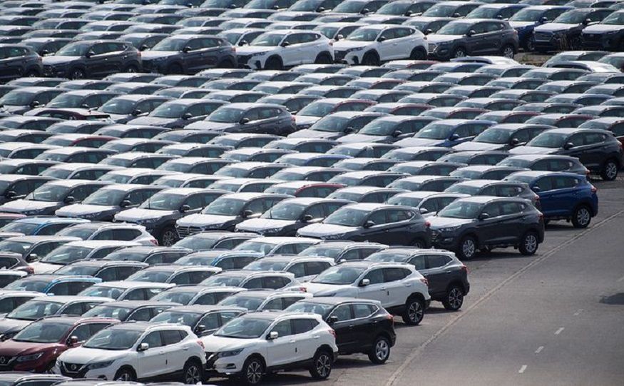 Producenci mają coraz większe problemy ze sprzedażą swoich aut w Europie.
