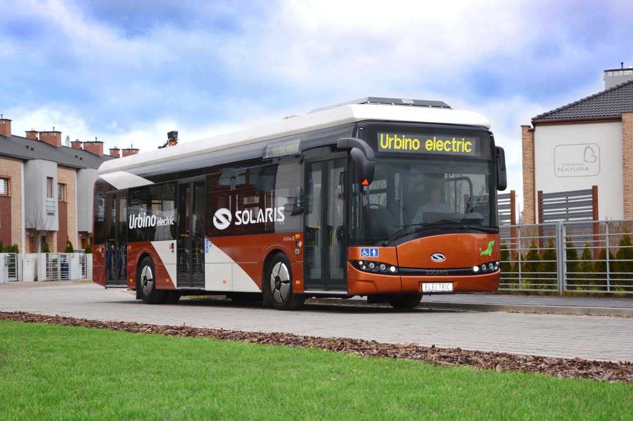 Solaris Urbino 12 Electric Pantograph