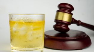 Lębork: Złodziej whisky zatrzymany. 30-latek okradał dyskont