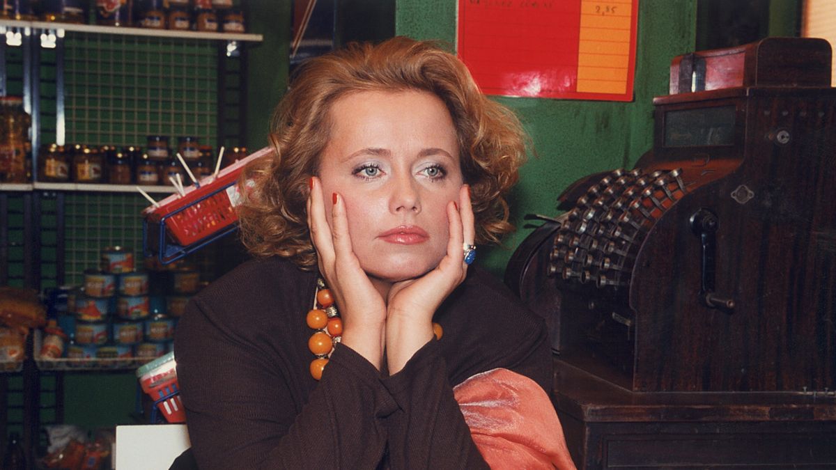 Pucusserial komediowy, Polska 2000rez. Andrzej Zaorskiscena z: Anna Majcherfot. Niemiec/AKPA